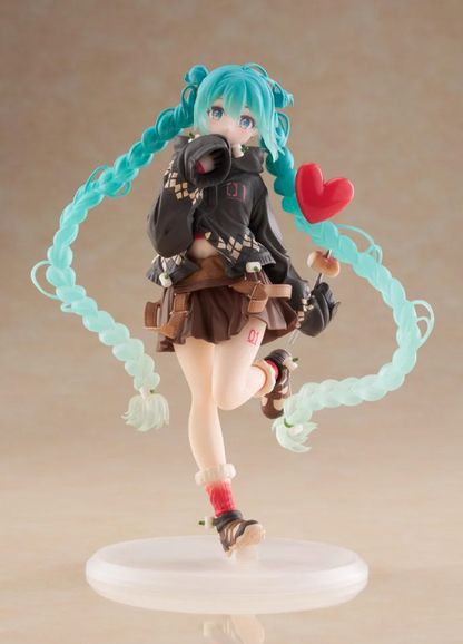 Hatsune Miku Fashion Outdoor Ver. Non-Scale Figure
