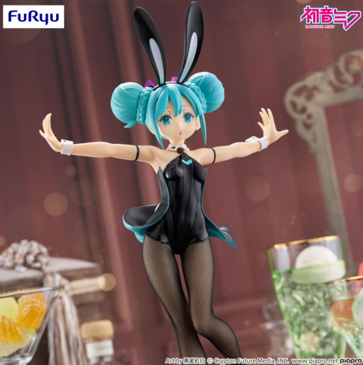 Hatsune Miku & Megurine Luka Vocaloid BiCute Bunnies Figure