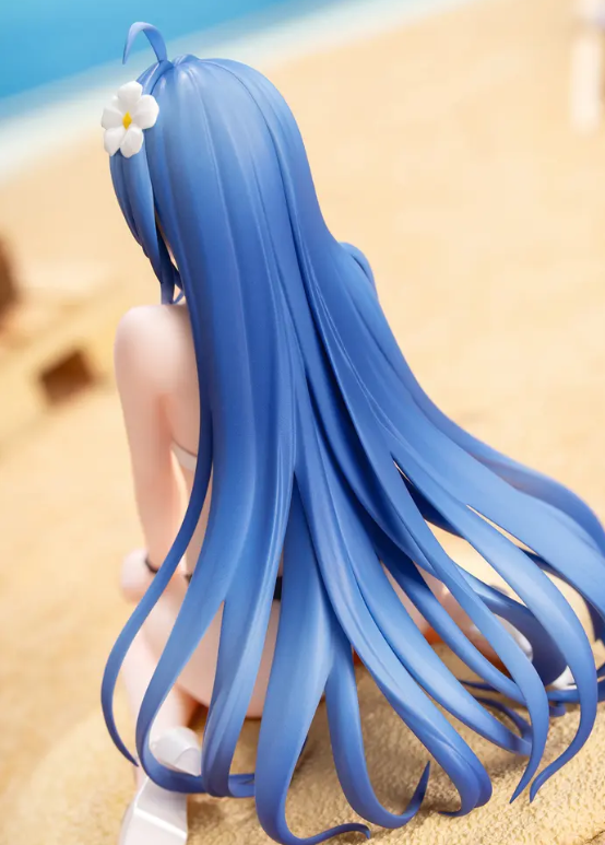 Gift+ Azur Lane Helena: Shimmering Triangle Wave Ver. 1/8 Scale Figure
